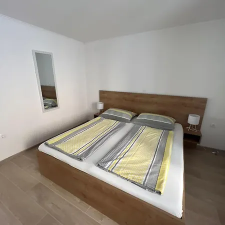 Milan Apartman Lopar