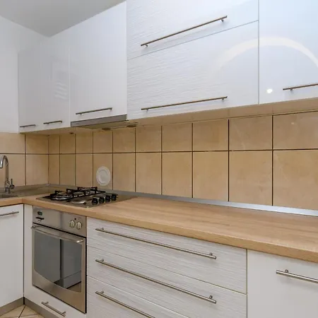 Milan Apartmán Lopar
